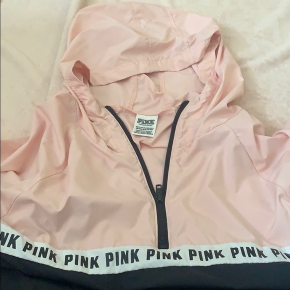 PINK windbreaker - Picture 1 of 3